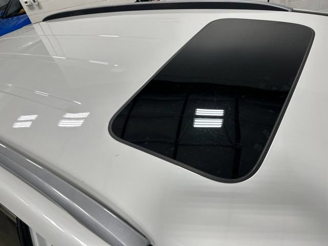 Certified 2021 Honda Pilot Touring image 21