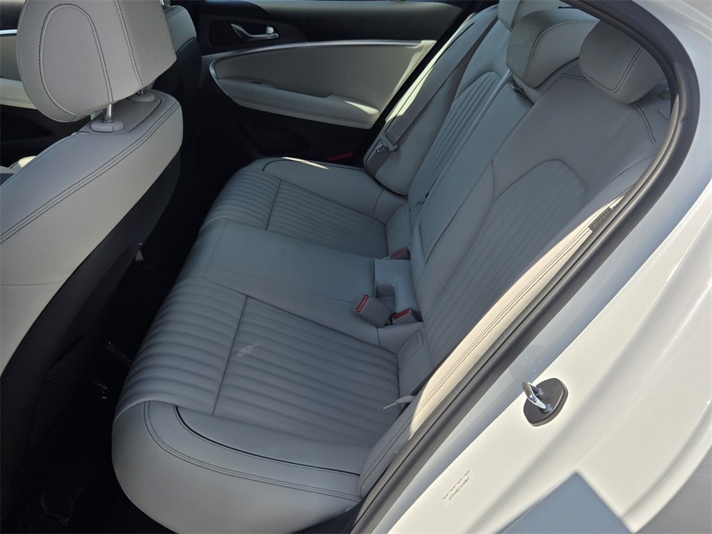 New 2026 Genesis G70 3.3T Sport Prestige image 7