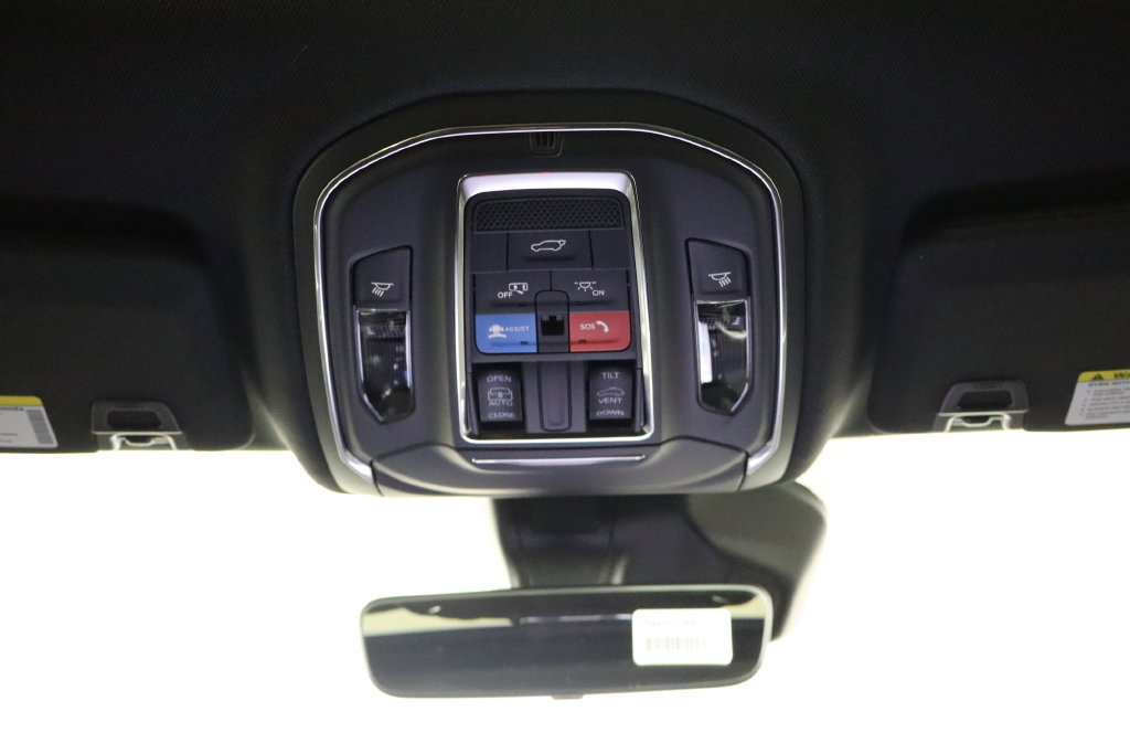 New 2026 Jeep Grand Cherokee Altitude AWD/4WD image 25