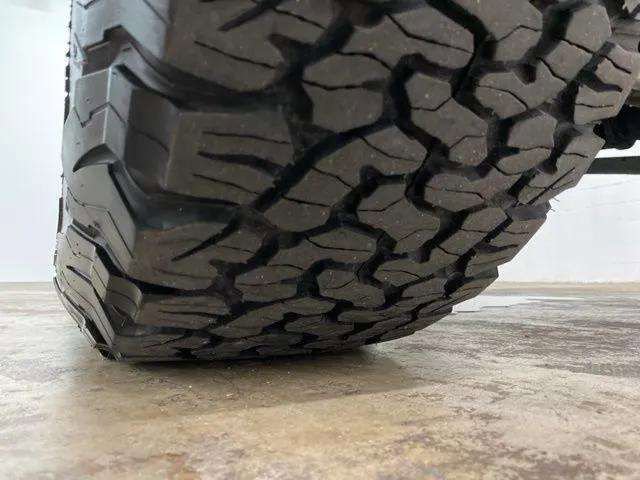 Used 2017 Jeep Wrangler Unlimited Sport w/ Connectivity Group image 12