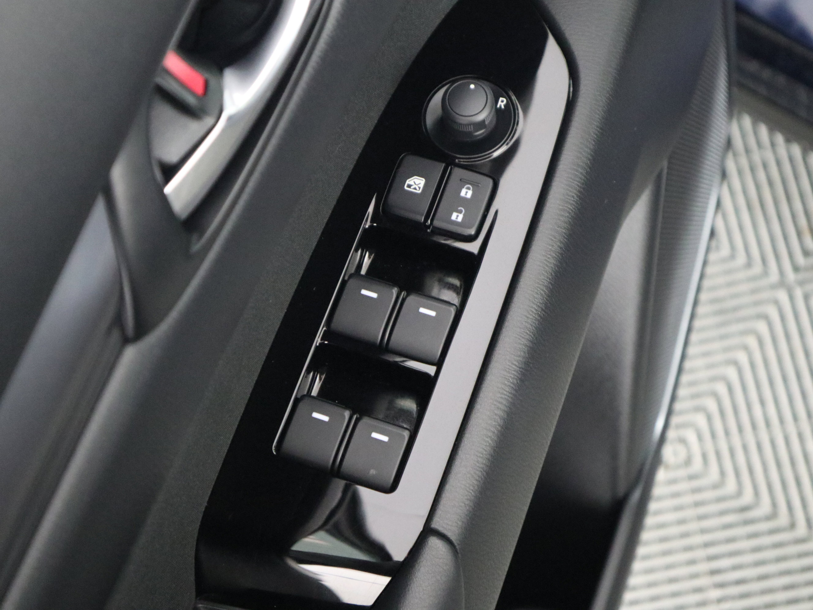 Certified 2025 MAZDA CX-5 AWD 2.5 S image 32