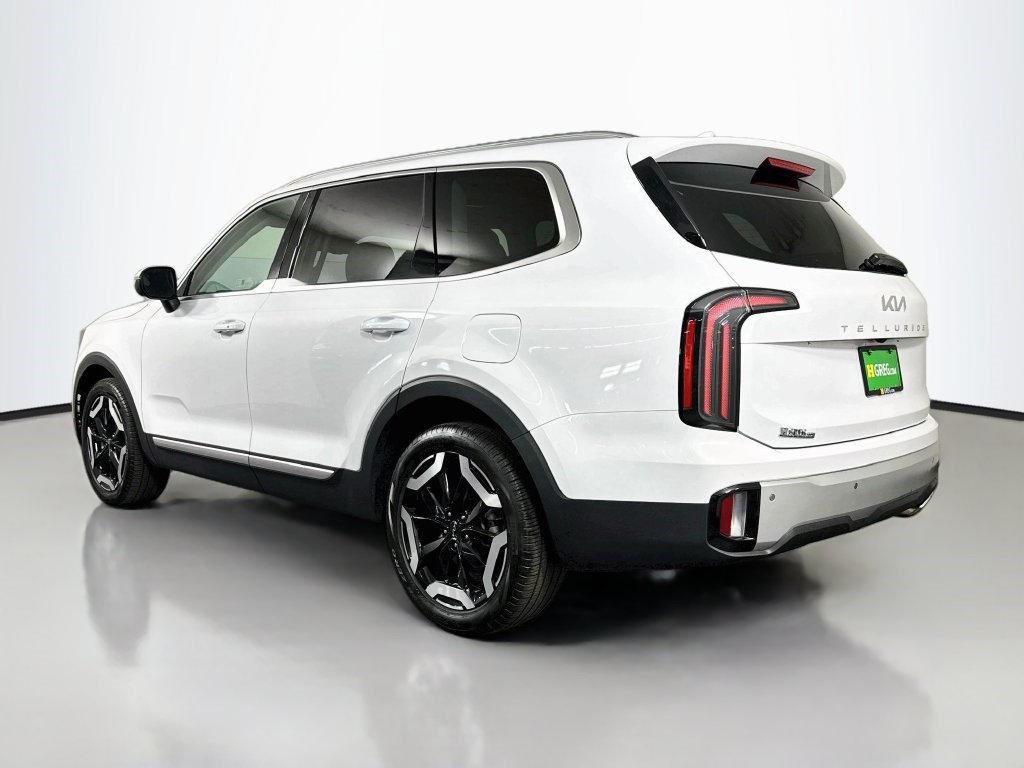 Used 2024 Kia Telluride EX FWD image 7