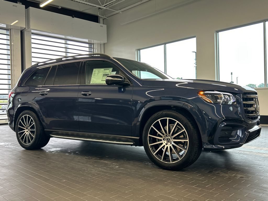 New 2026 Mercedes-Benz GLS 450 4MATIC image 2