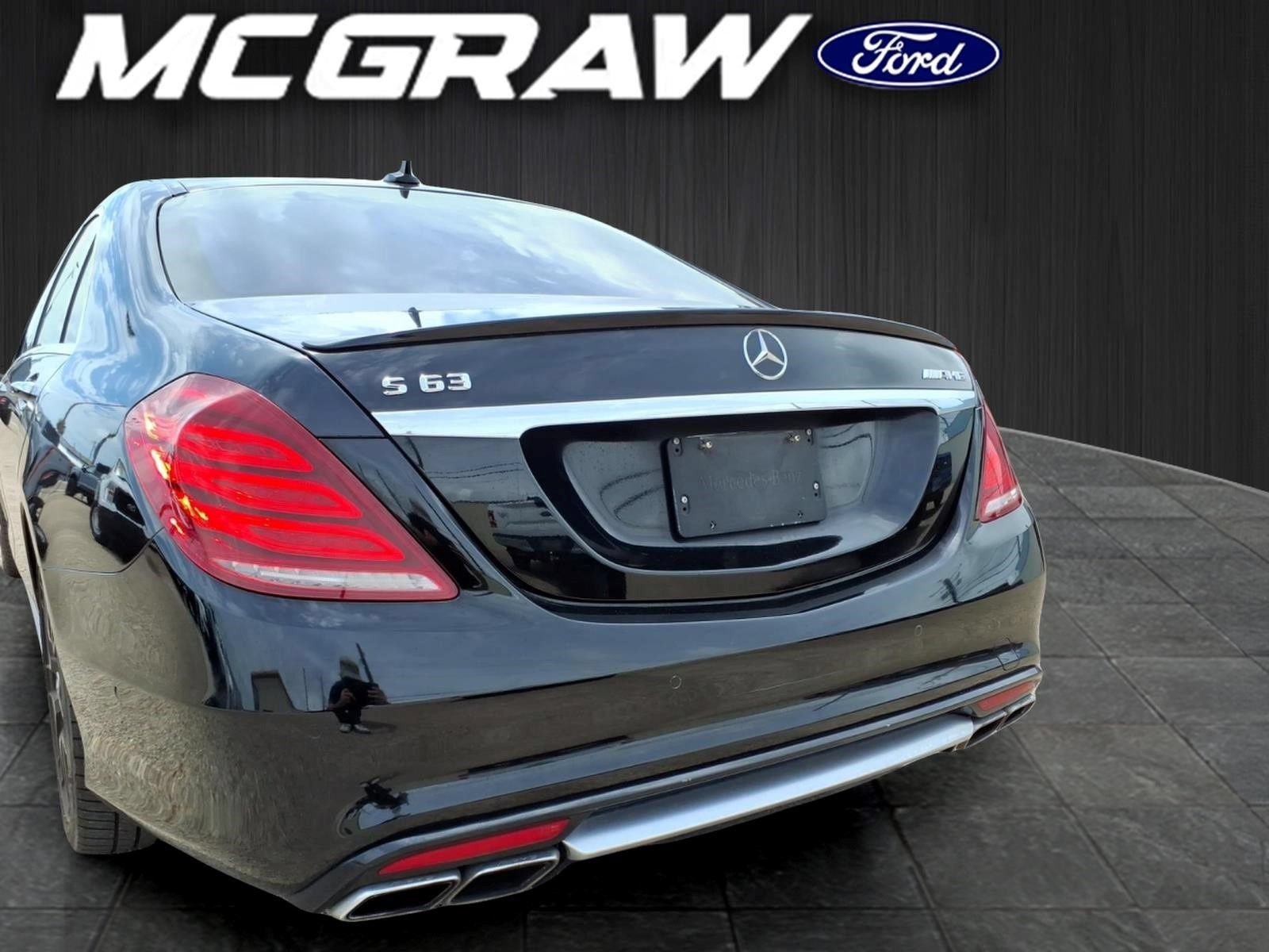 Used 2016 Mercedes-Benz S 63 AMG 4MATIC Sedan image 17
