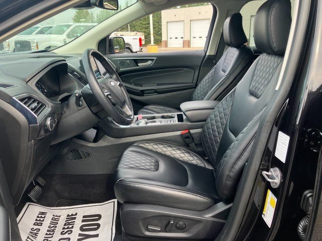 Used 2024 Ford Edge Titanium AWD/4WD image 15