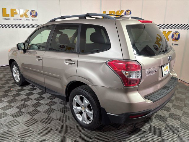 Used 2016 Subaru Forester 2.5i Premium w/ All-Weather Package AWD/4WD image 5