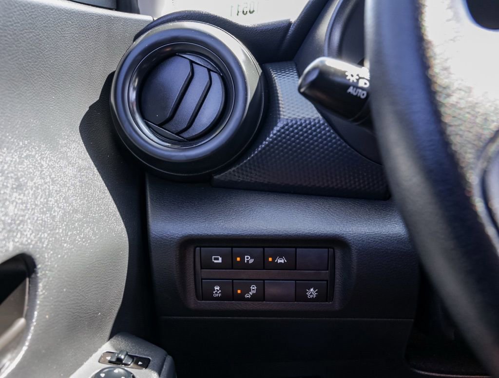 Used 2024 Nissan Kicks S FWD image 31