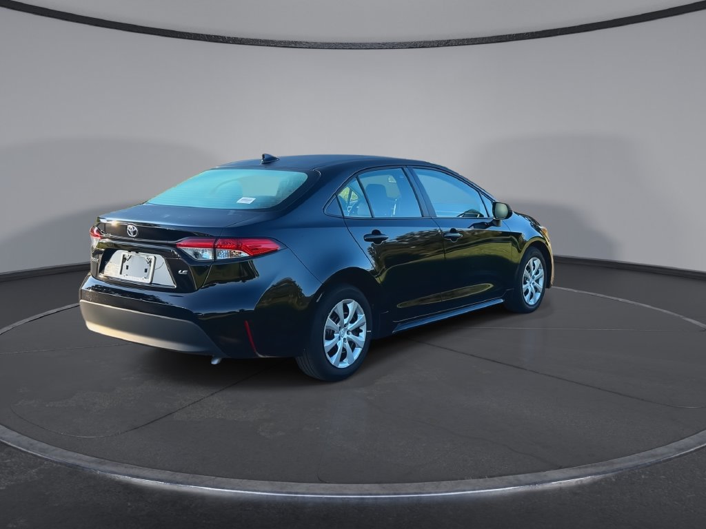 Used 2025 Toyota Corolla LE w/ Convenience Package FWD image 8