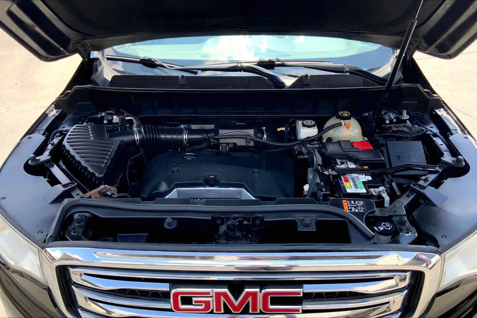 Used 2019 GMC Acadia SLE w/ Driver Alert Package I AWD/4WD image 32