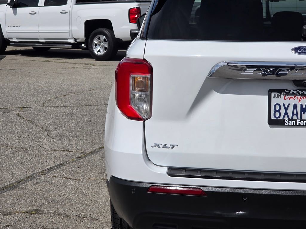 Used 2021 Ford Explorer XLT image 8