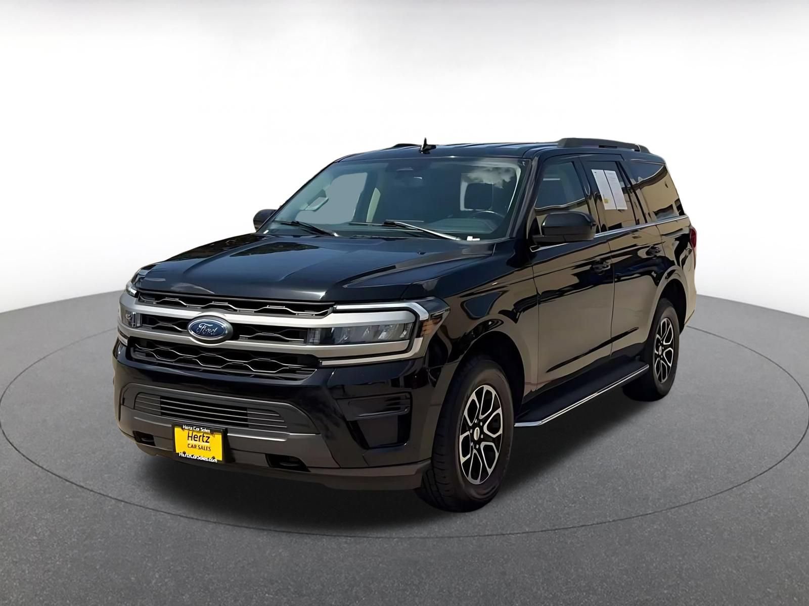 Used 2023 Ford Expedition XLT AWD/4WD image 6