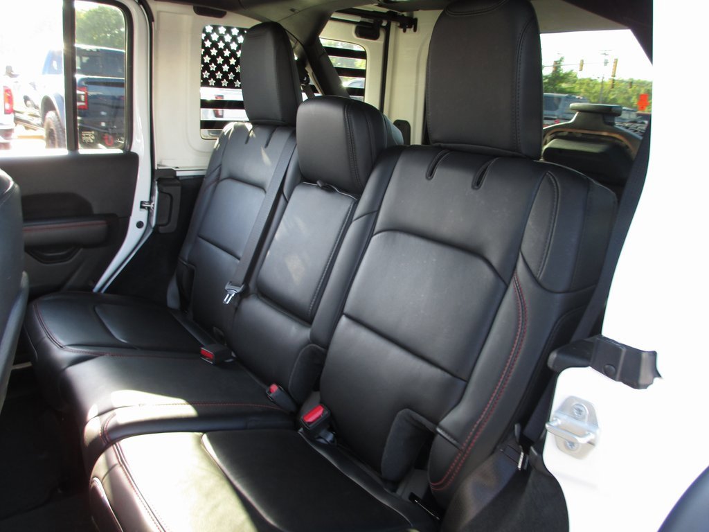 Used 2024 Jeep Wrangler Unlimited Rubicon w/ Technology Group image 20