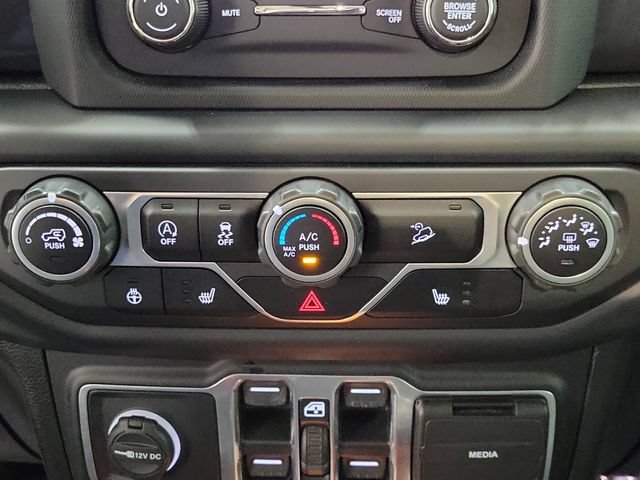 Used 2020 Jeep Wrangler Unlimited Sport AWD/4WD image 25