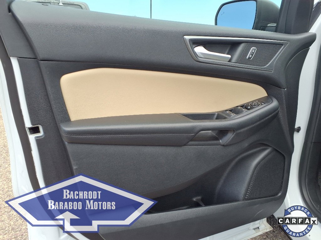 Used 2022 Ford Edge SE image 18