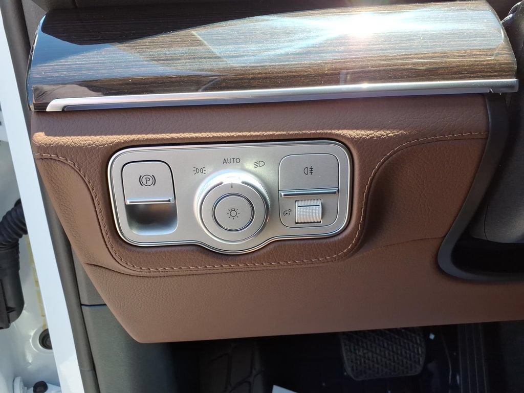 New 2026 Mercedes-Benz GLE 450 4MATIC image 17