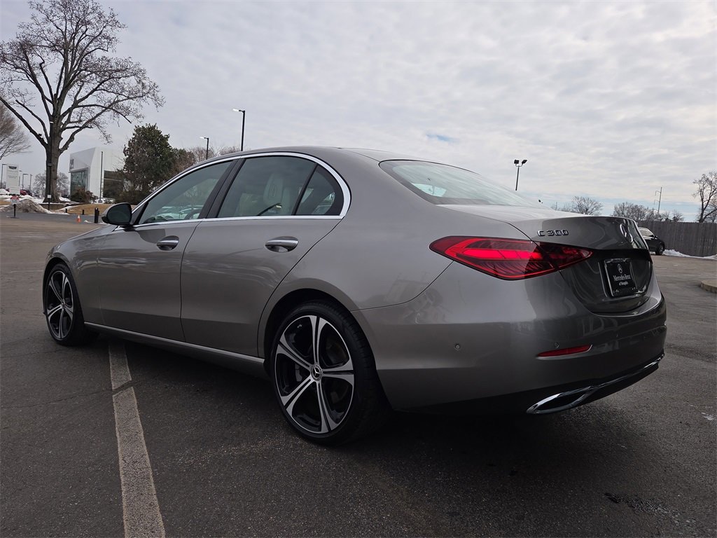 Used 2023 Mercedes-Benz C 300 Sedan image 3