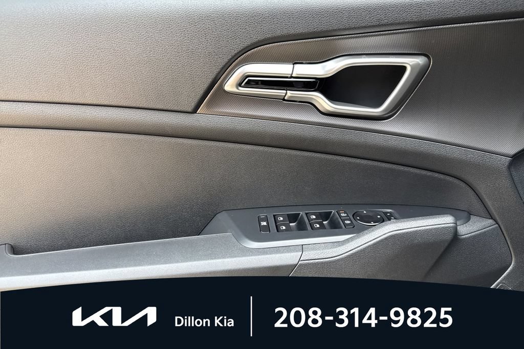 New 2027 Kia Sportage S FWD image 13