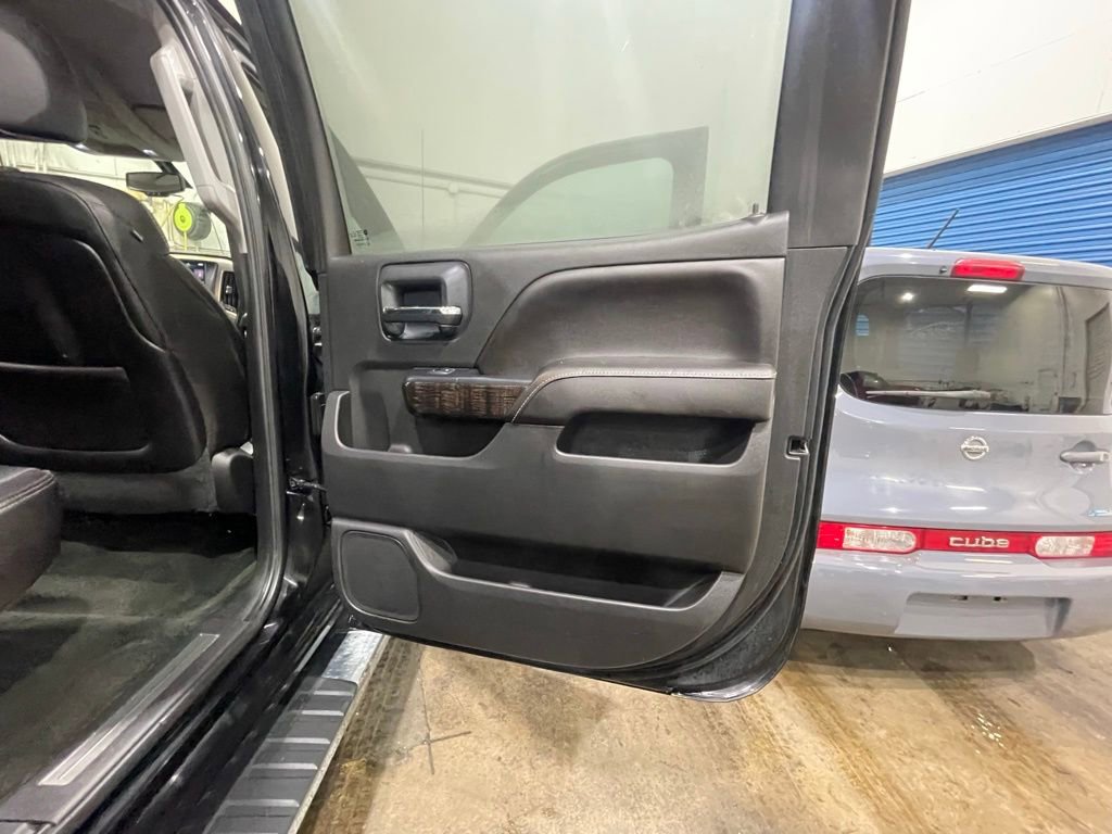 Used 2015 GMC Sierra 2500 Denali w/ Snow Plow Prep Package image 13