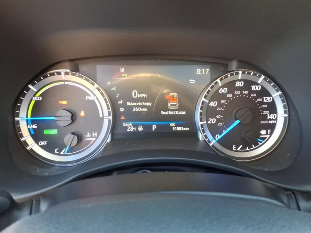 Used 2023 Toyota Highlander XLE image 28