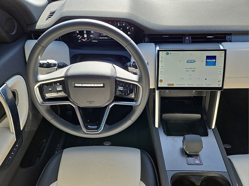 Used 2025 Land Rover Discovery Sport Dynamic SE image 20