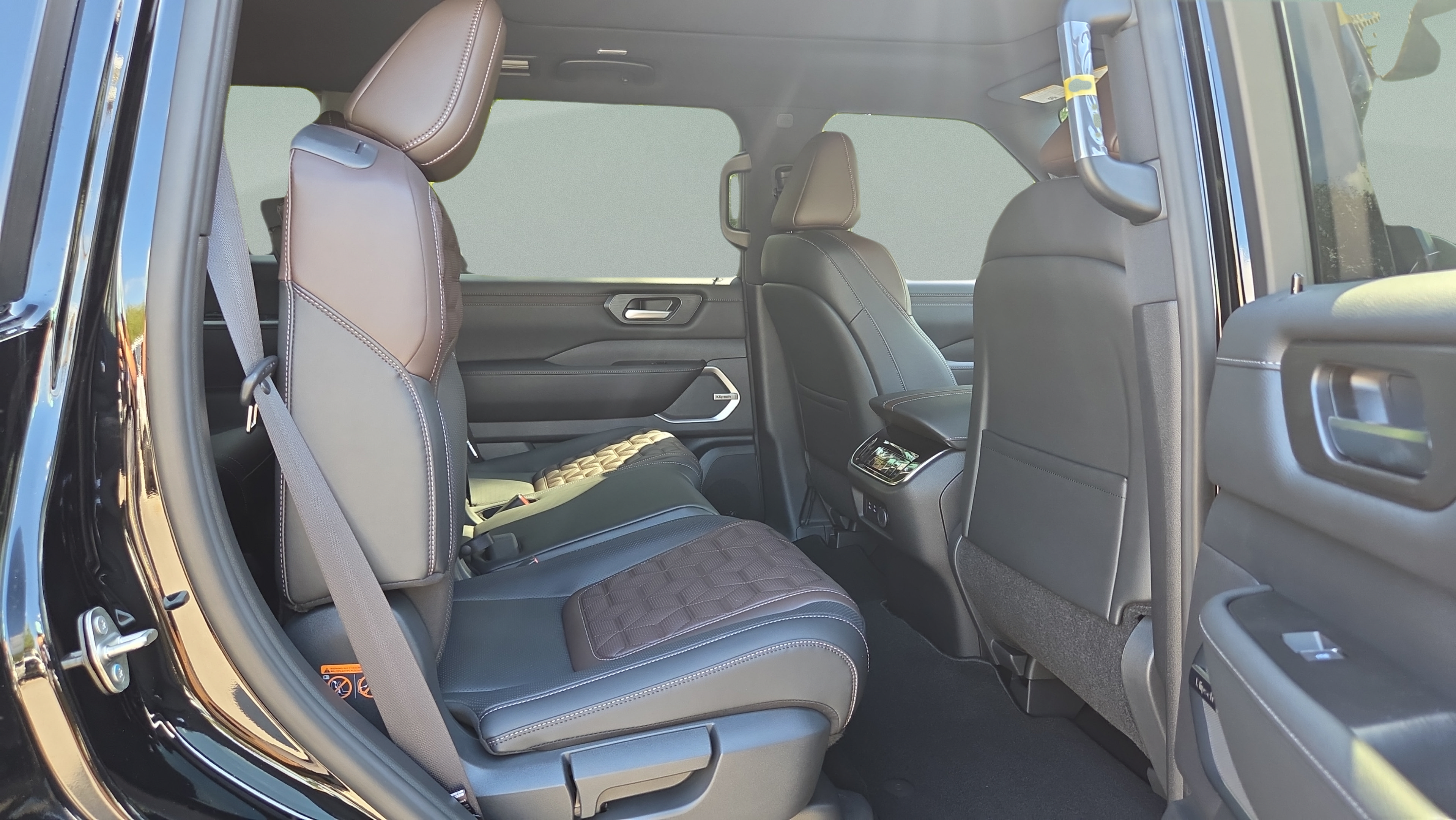 New 2026 Nissan Armada Platinum AWD/4WD image 14