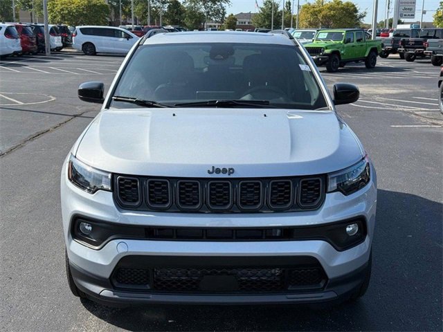 New 2025 Jeep Compass Latitude w/ Sun & Sound Group image 8