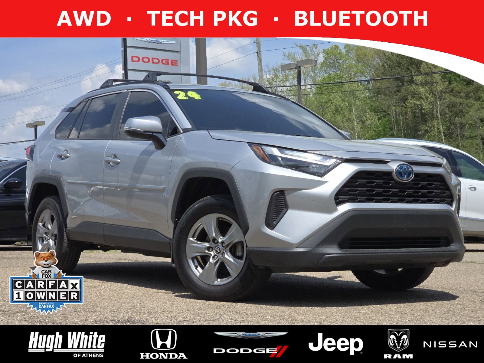 Used 2024 Toyota RAV4 XLE AWD/4WD image 1