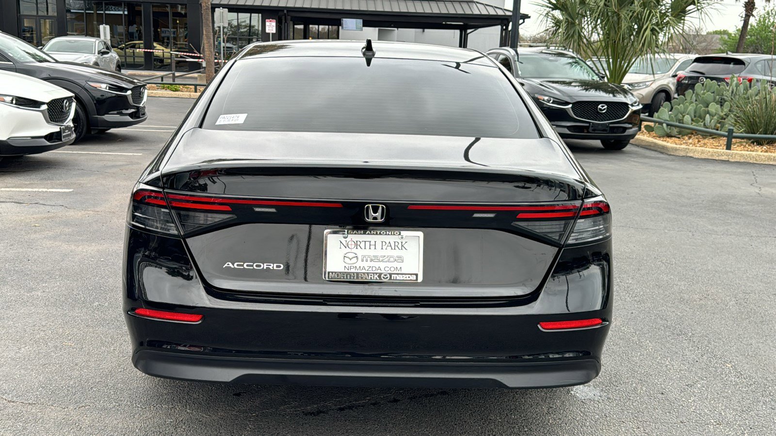 Used 2025 Honda Accord SE image 7