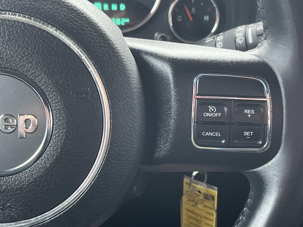 Used 2015 Jeep Wrangler Unlimited Sport w/ Quick Order Package 24S AWD/4WD image 17