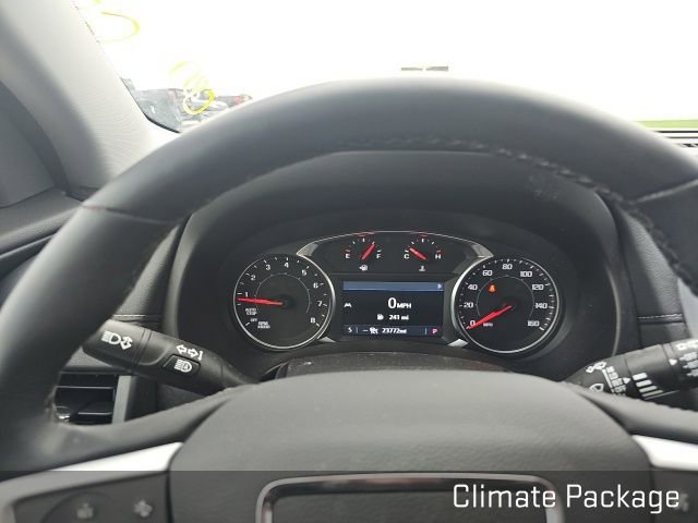 Used 2024 GMC Terrain SLT w/ Elevation Edition image 13