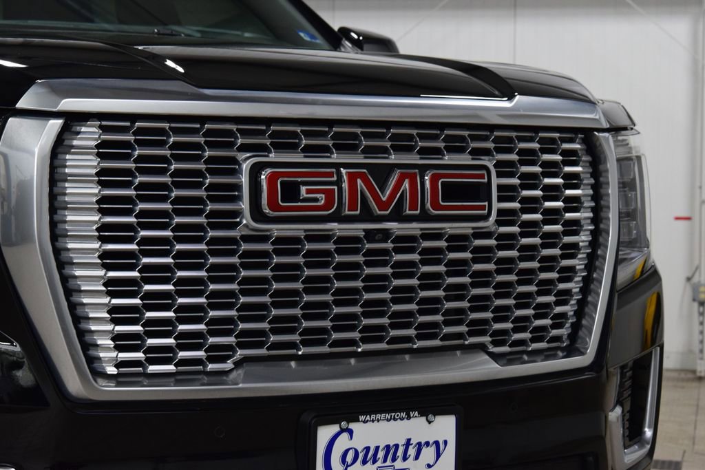Used 2024 GMC Yukon Denali AWD/4WD image 11