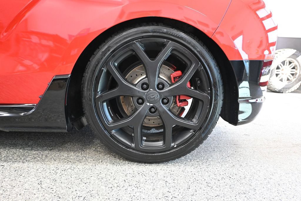 Used 2020 Hyundai Veloster N FWD image 10