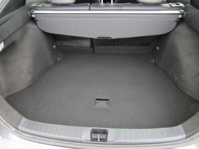 Used 2021 Toyota Prius XLE image 11