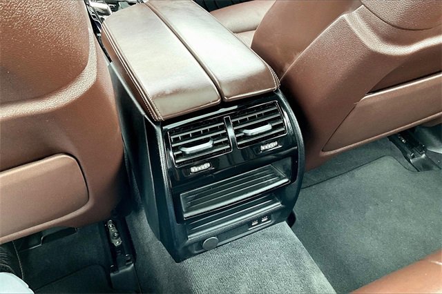 Used 2022 BMW M550i xDrive w/ Shadowloine Package image 25