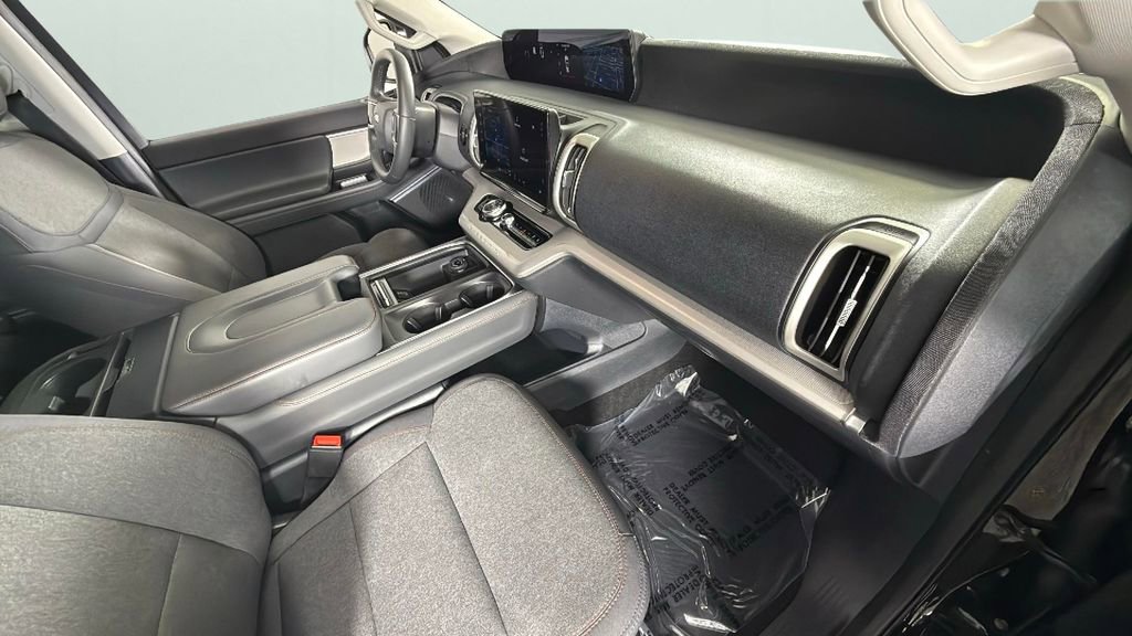 Used 2025 Ford Expedition Max Active image 38