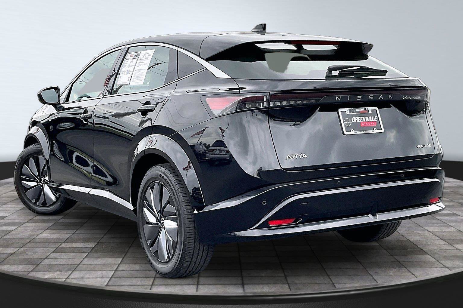 Certified 2023 Nissan Ariya FWD image 3