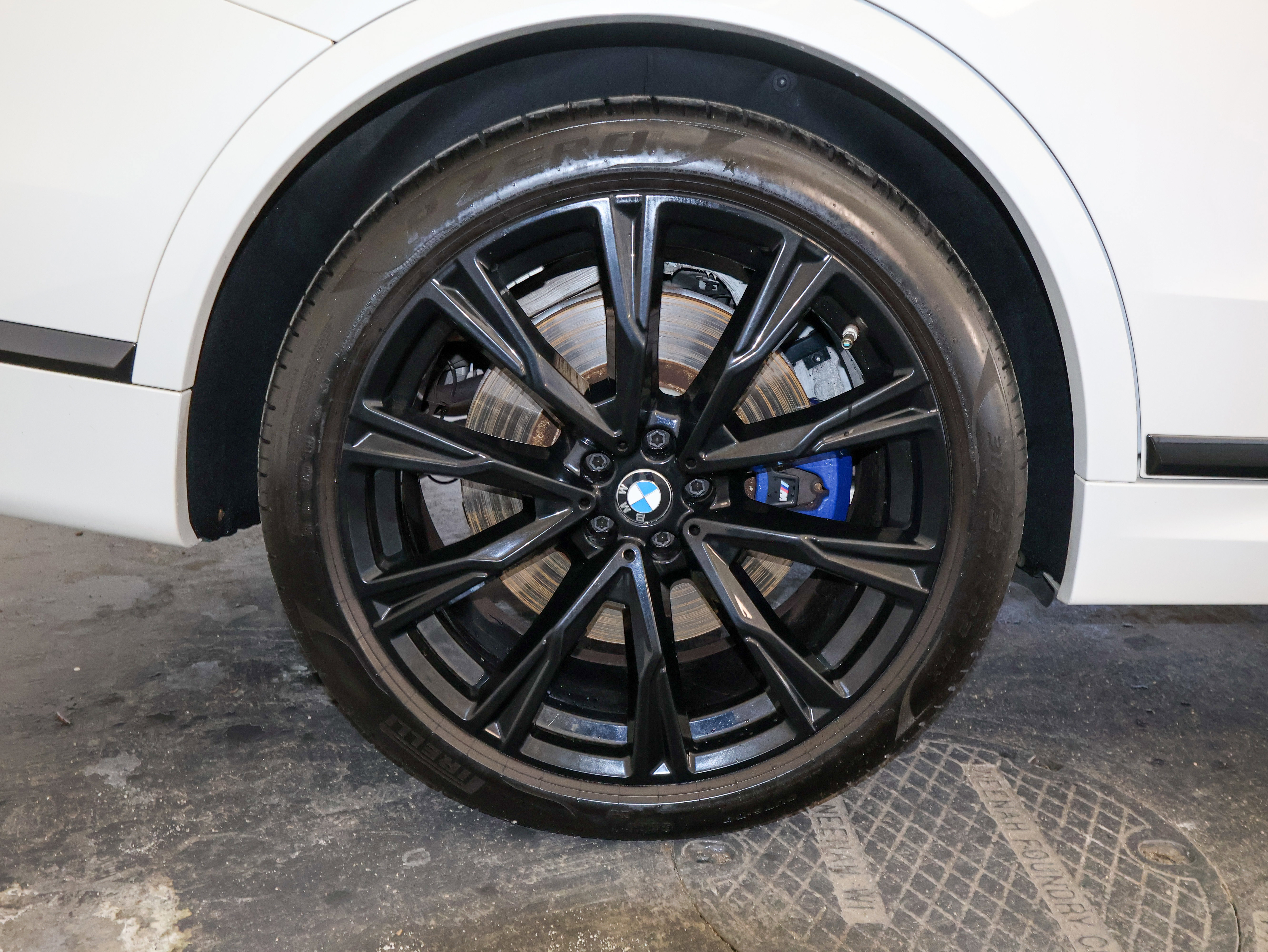 Used 2021 BMW X7 M50i image 53