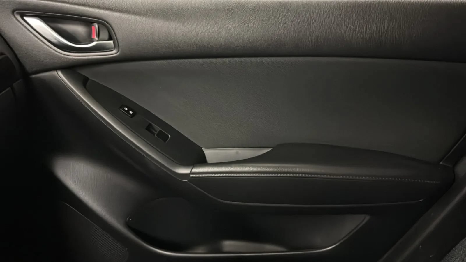 Used 2016 MAZDA CX-5 Sport FWD image 17