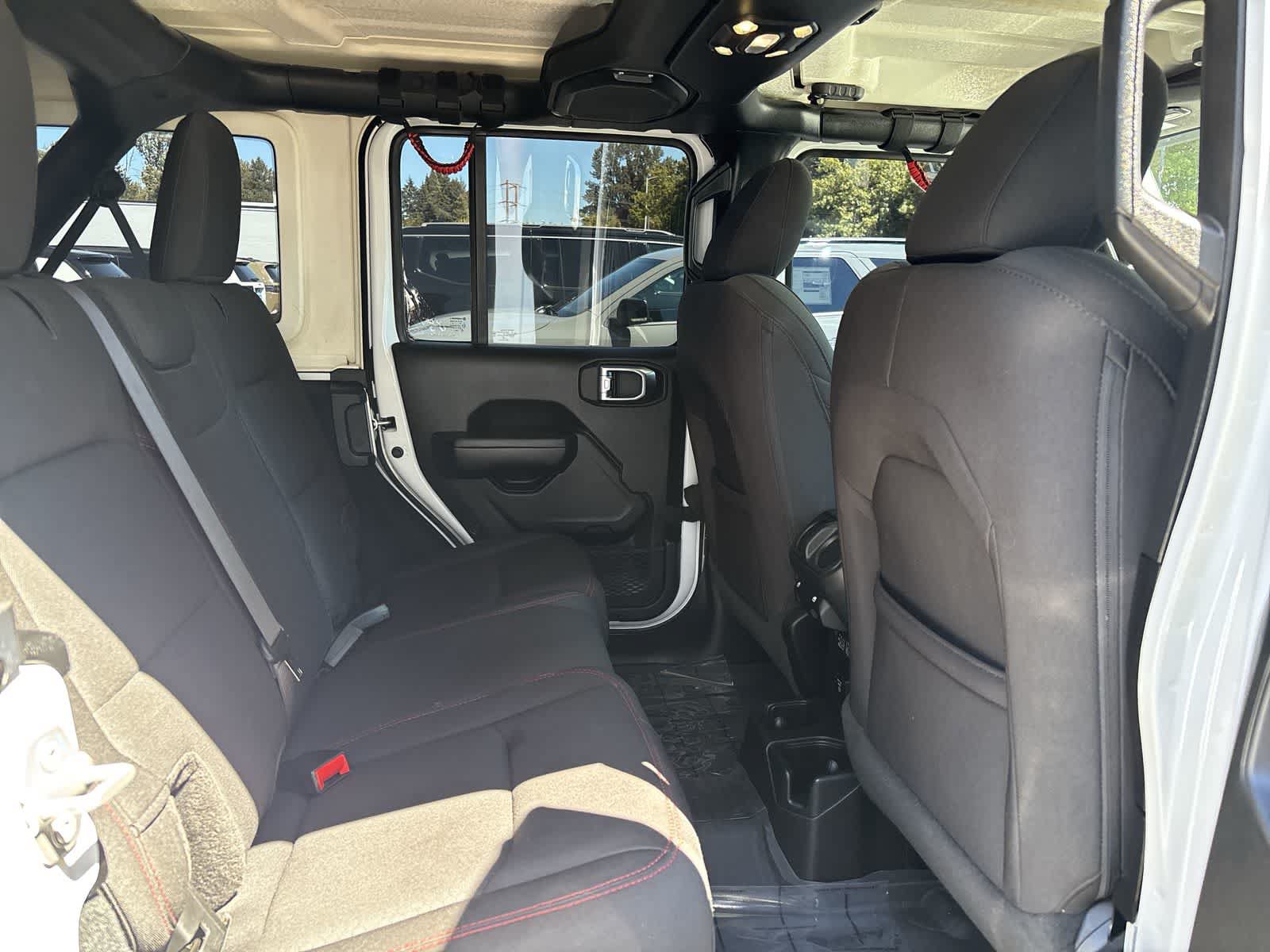 Certified 2023 Jeep Wrangler Unlimited Rubicon AWD/4WD image 5
