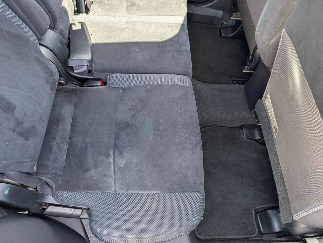 Used 2007 Mitsubishi Outlander LS AWD/4WD image 39