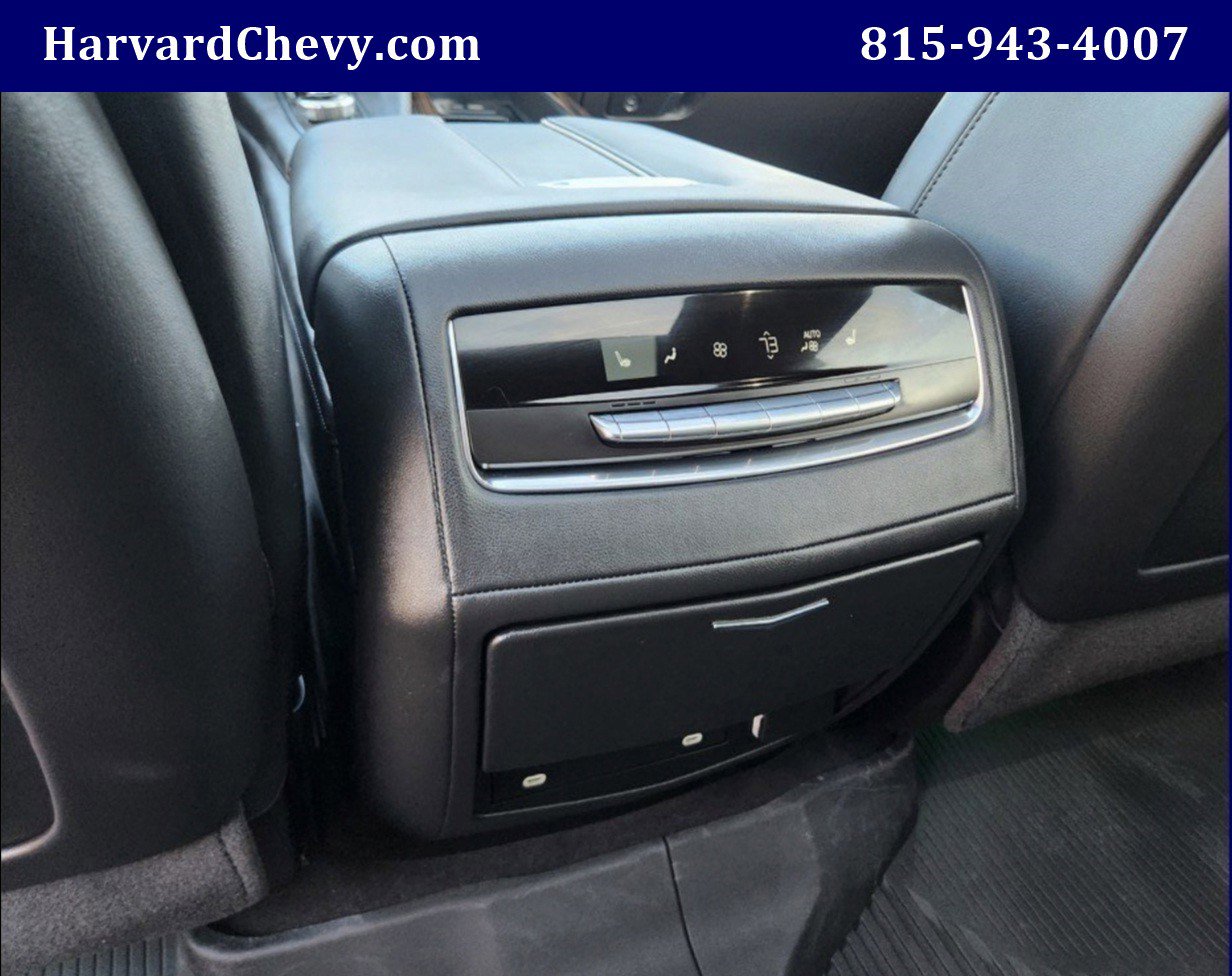 Used 2024 Cadillac Escalade ESV Premium Luxury w/ Performance Package image 31