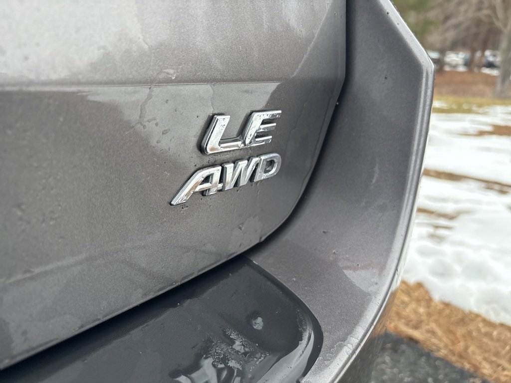Used 2018 Toyota Sienna LE image 16