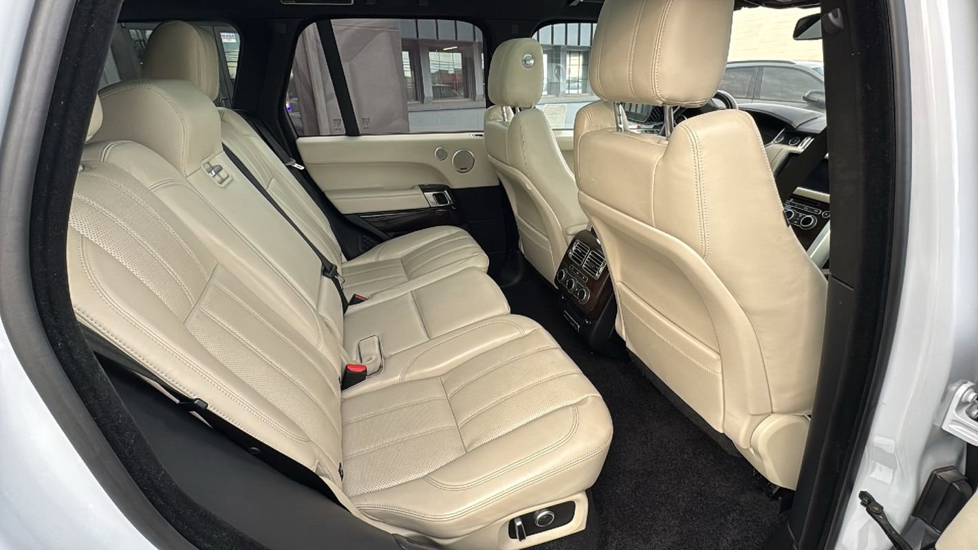Used 2016 Land Rover Range Rover Supercharged image 17