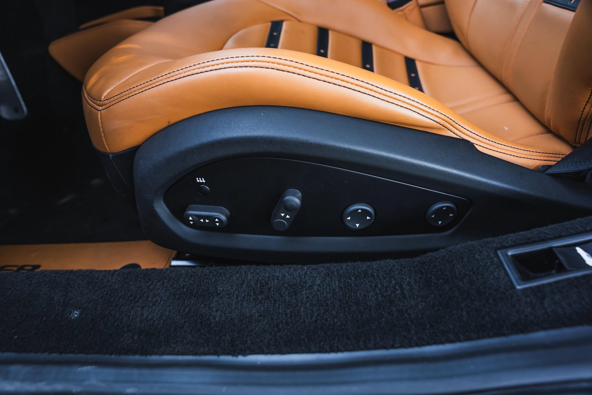 Used 2021 Ferrari F8 Tributo RWD image 80