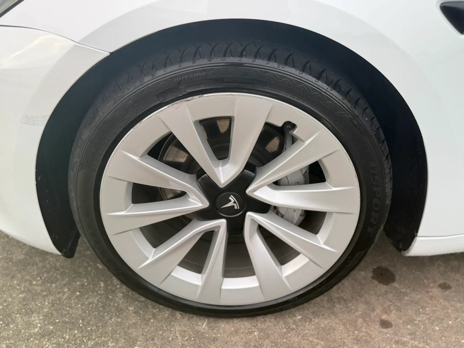 Used 2023 Tesla Model 3 Standard Range RWD image 13