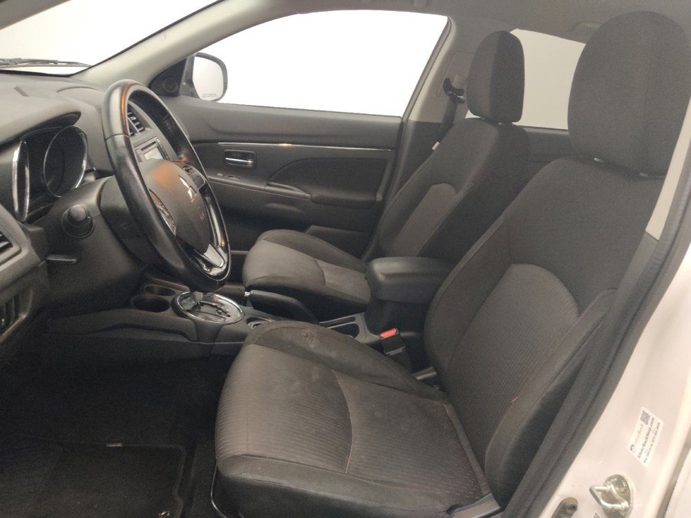 Used 2017 Mitsubishi Outlander Sport SE FWD image 17