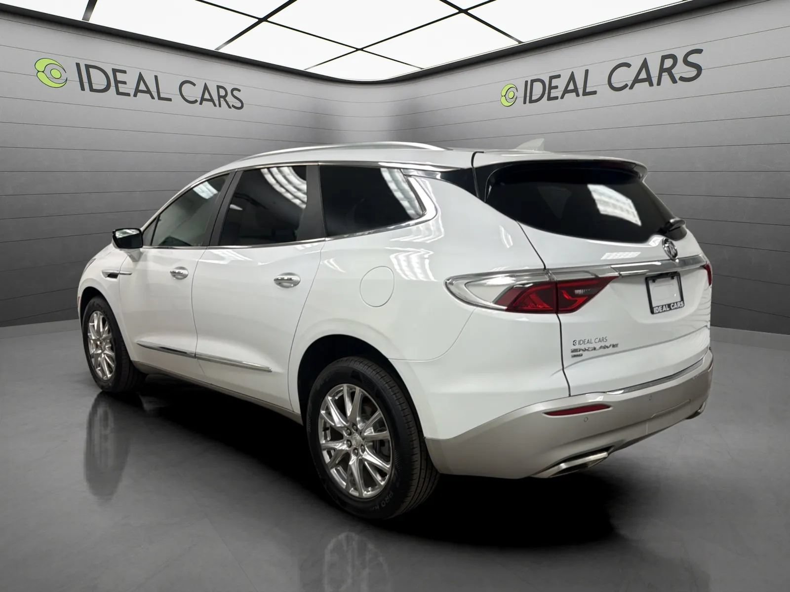 Used 2022 Buick Enclave Premium AWD/4WD image 7