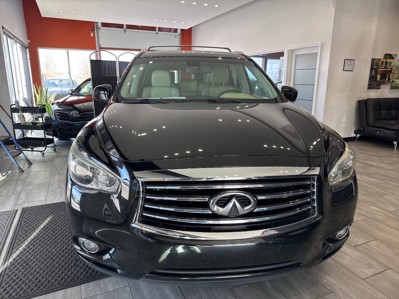 Used 2015 INFINITI QX60 FWD w/ Premium Plus Package image 3