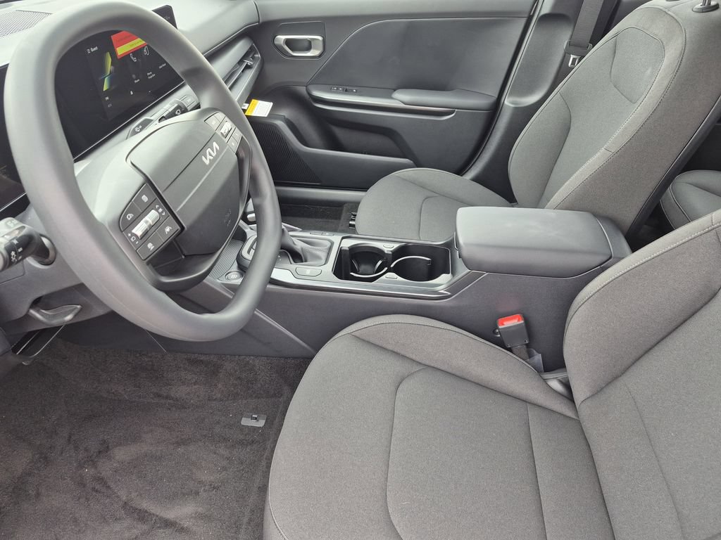 New 2026 Kia K4 FWD image 10