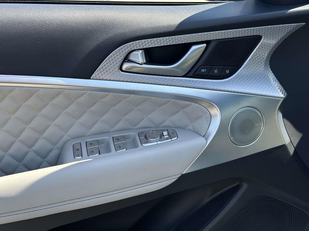 Certified 2023 Genesis G70 3.3T w/ Sport Prestige Package image 13